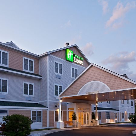 Holiday Inn Express Hotel & Suites Freeport, An Ihg Hotel Exterior photo