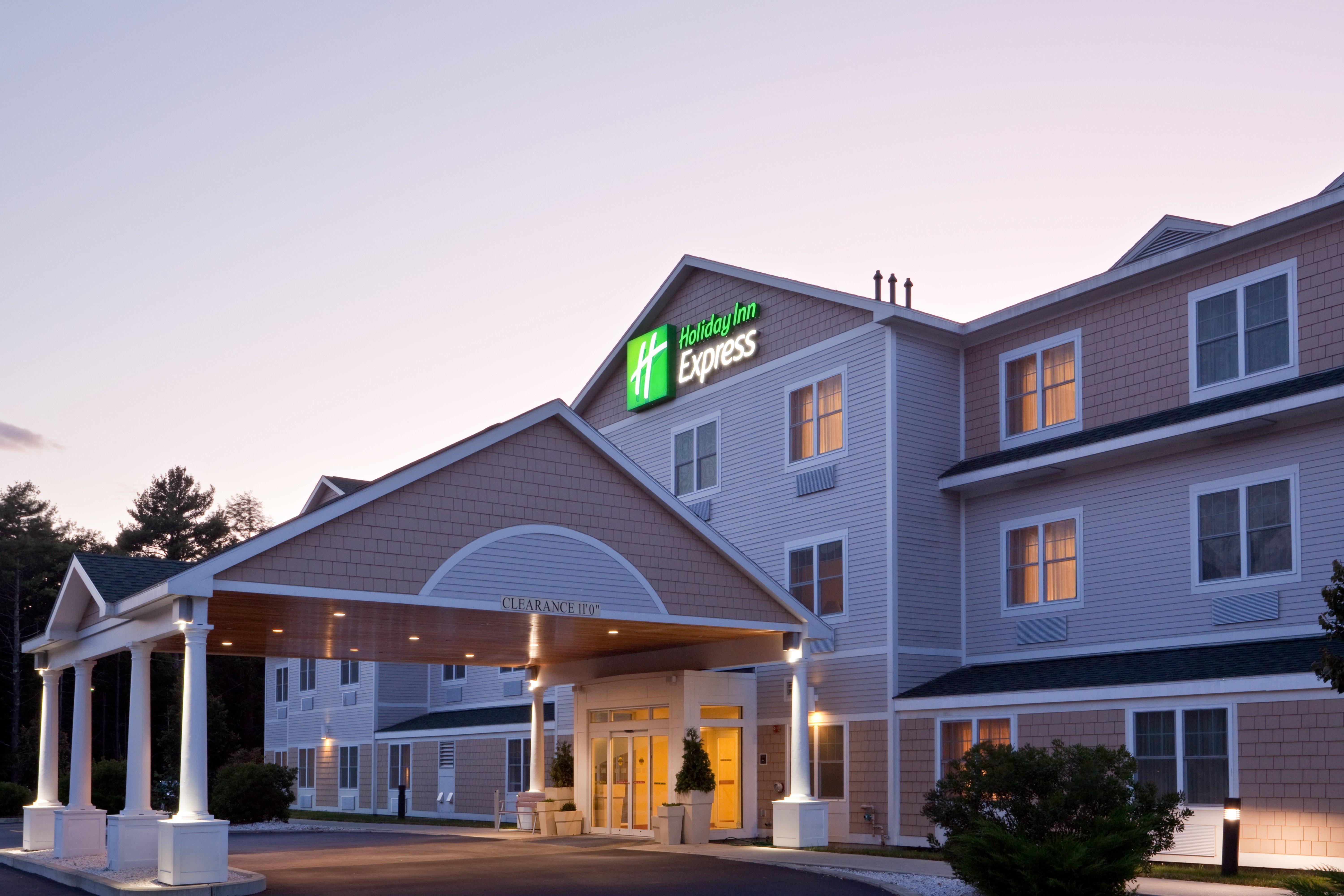 Holiday Inn Express Hotel & Suites Freeport, An Ihg Hotel Exterior photo