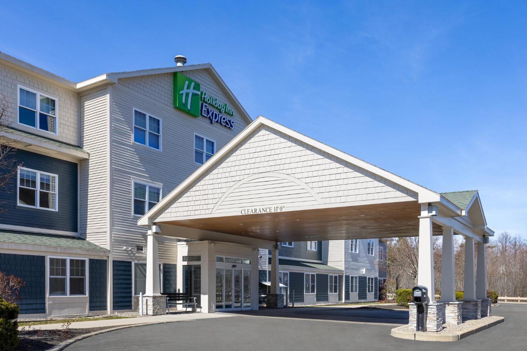 Holiday Inn Express Hotel & Suites Freeport, An Ihg Hotel Exterior photo