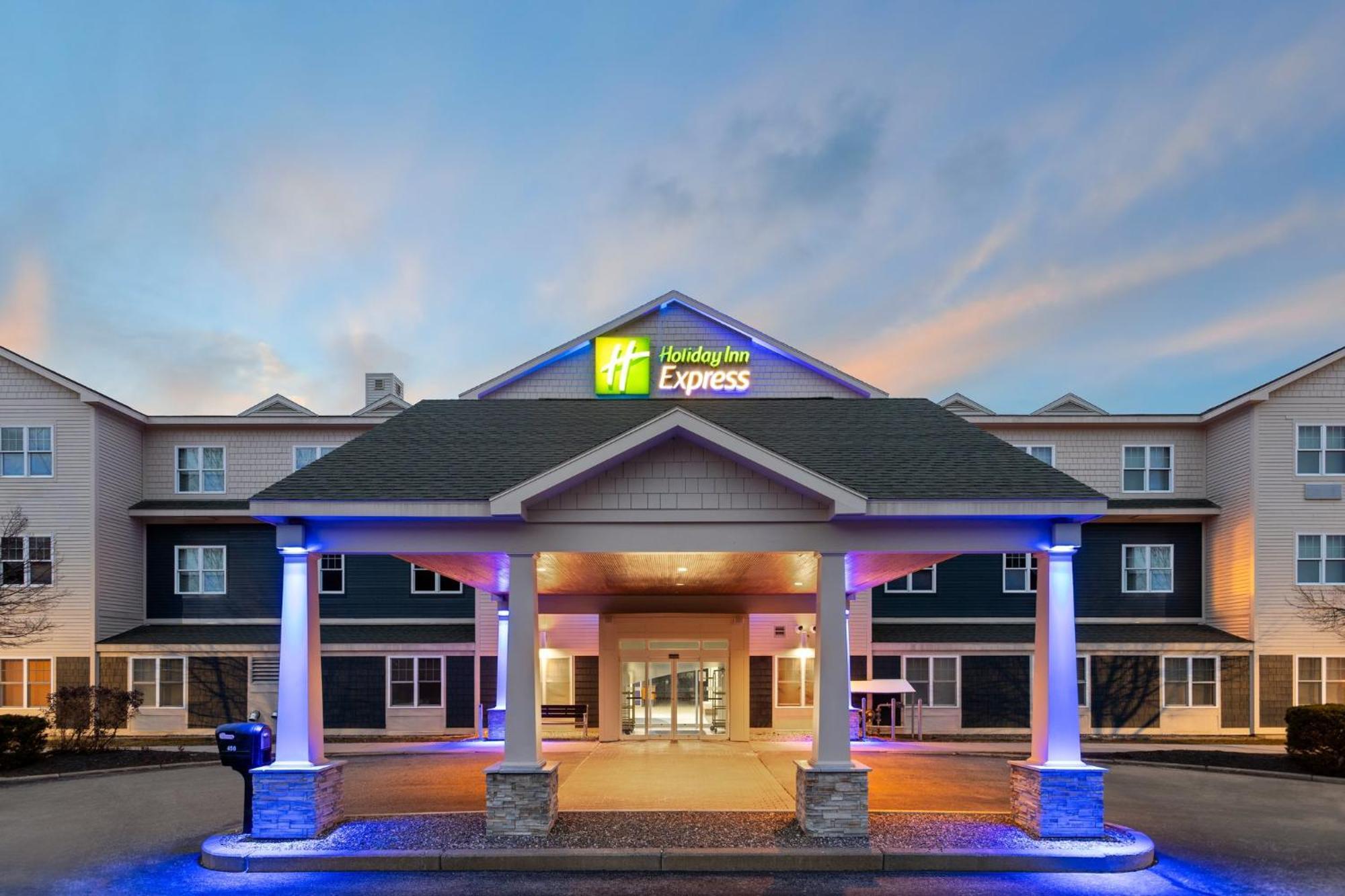 Holiday Inn Express Hotel & Suites Freeport, An Ihg Hotel Exterior photo